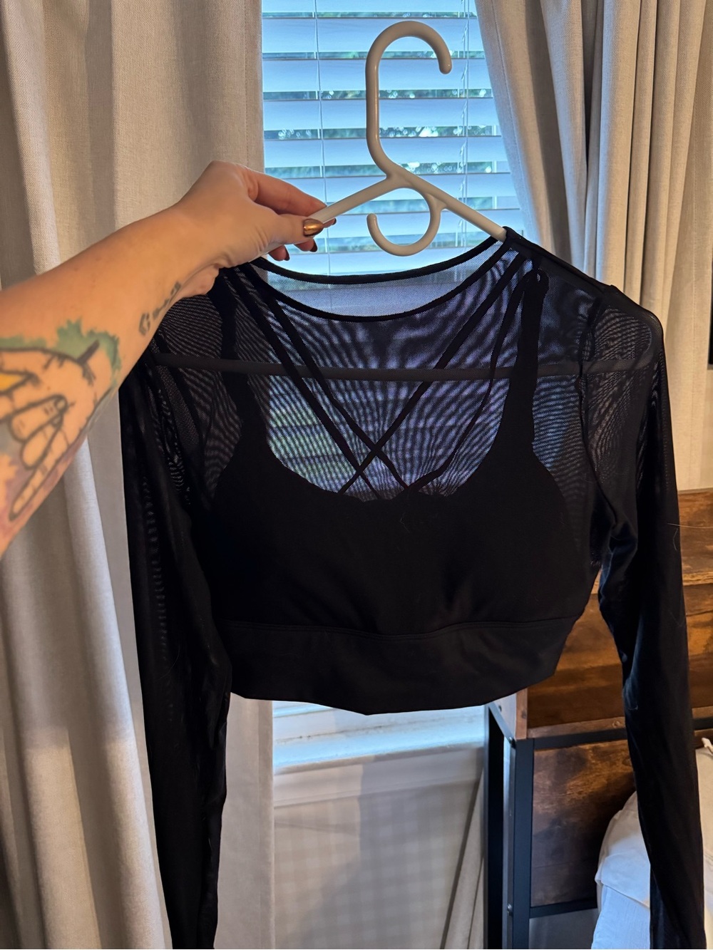 Black Long-Sleeve Mesh Crop workout shirt